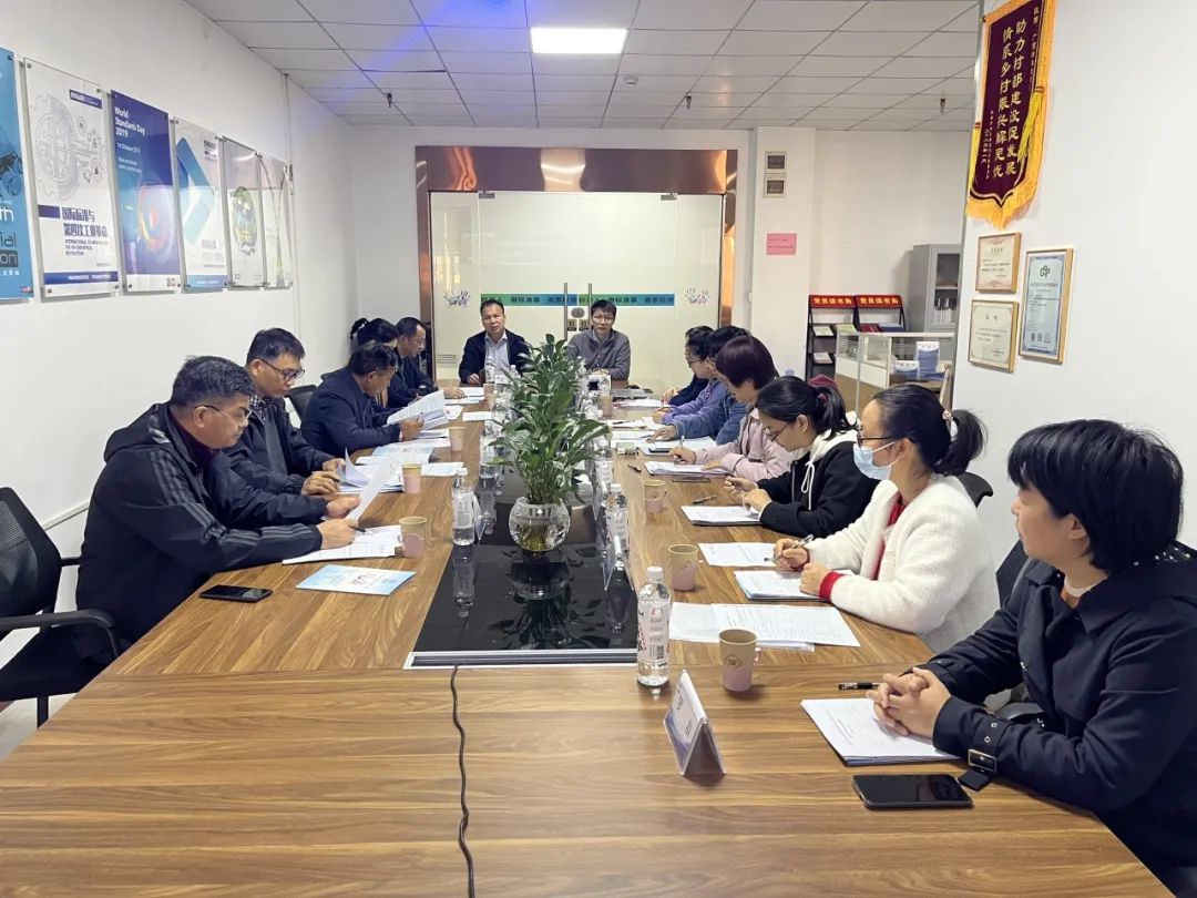 《桑葉冷風(fēng)式多層循環(huán)自動(dòng)晾干技術(shù)規(guī)程》等3項(xiàng)團(tuán)體標(biāo)準(zhǔn)通過(guò)專家審定2.jpg 《桑葉冷風(fēng)式多層循環(huán)自動(dòng)晾干技術(shù)規(guī)程》等3項(xiàng)團(tuán)體標(biāo)準(zhǔn)通過(guò)專家審定2.jpg