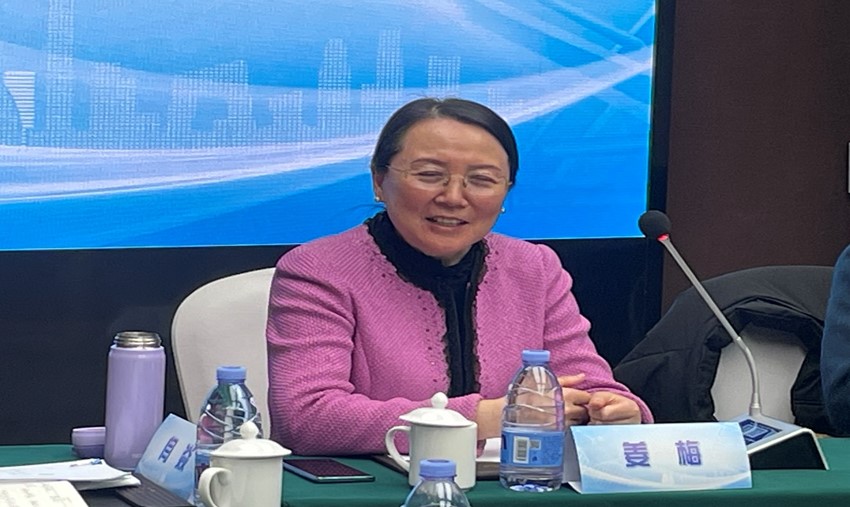 姜梅講話.jpg 姜梅講話.jpg