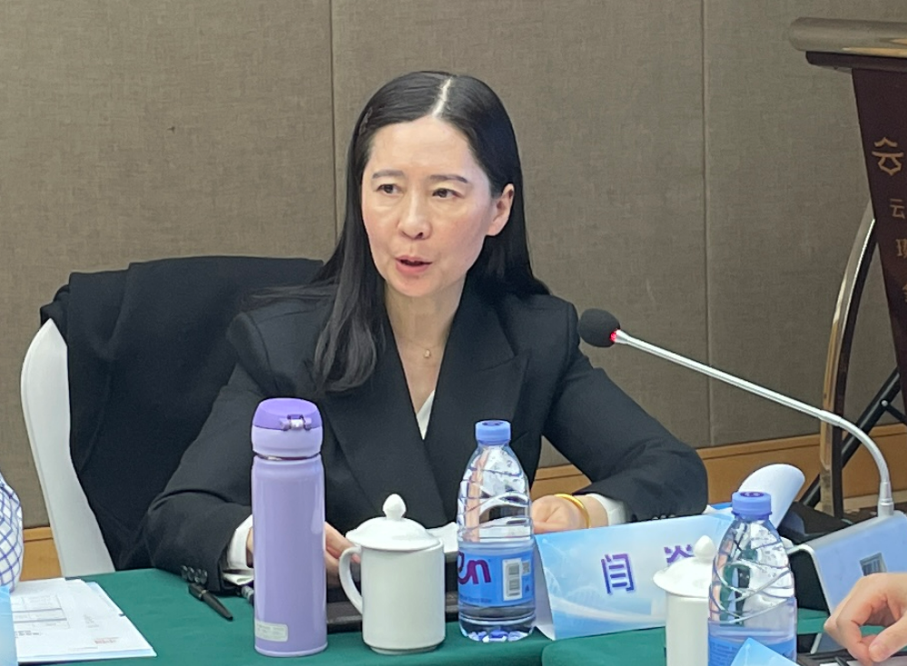 閆琰講話.png 閆琰講話.png